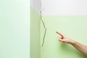 cracked drywall